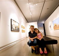 Western Plains Cultural Centre - Grafton Accommodation