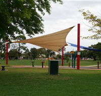 Elston Park Water Park - Grafton Accommodation