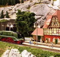Traintasia - Grafton Accommodation