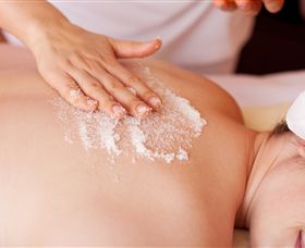 Prani Glow Day Spa - Grafton Accommodation 6