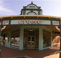 Up-To-Date Store Cultural and Learning Precinct - Grafton Accommodation