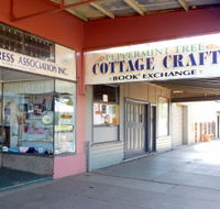 Peppermint Tree Cottage Crafts - Grafton Accommodation