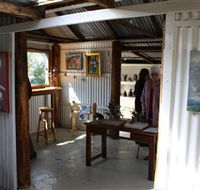 Tin Shed Gallery - Grafton Accommodation