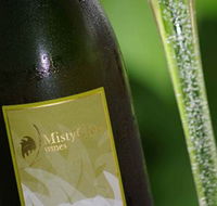 Misty Glen Wines and Cottage - Grafton Accommodation