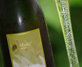Misty Glen Wines And Cottage - Grafton Accommodation 0