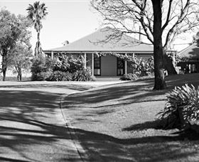 Scarborough Wine Co. - Grafton Accommodation 0
