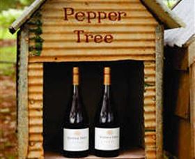Pepper Tree Wines - Grafton Accommodation 0