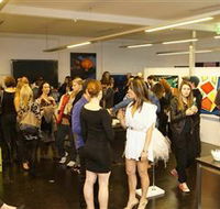 Bondi Art Lounge - Grafton Accommodation
