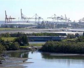 Port Of Brisbane Visitors Centre - Grafton Accommodation 3