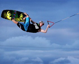 Cable Ski Logan - Grafton Accommodation 2