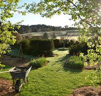 All Saints Garden - Grafton Accommodation
