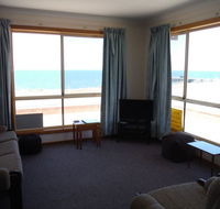 Gulf View - Grafton Accommodation