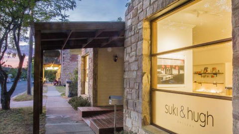 Suki & Hugh Gallery - Grafton Accommodation 0