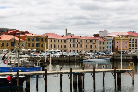 Hobart Historic Walking Tour - Grafton Accommodation 7