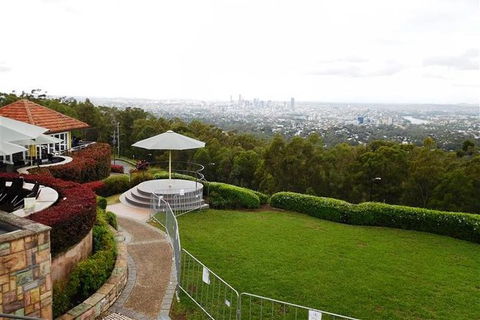 You Choose The Tour: Brisbane Private Chauffeur Driven Personal Tour - Grafton Accommodation 1