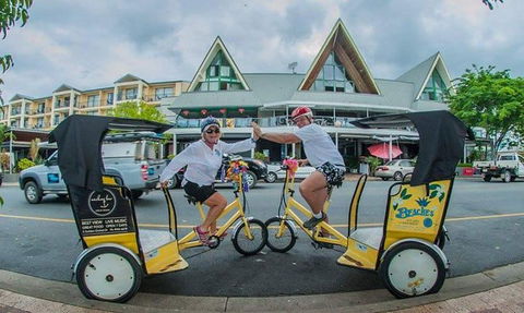 Private Airlie Beach Tuk-Tuk Tours - Grafton Accommodation 0