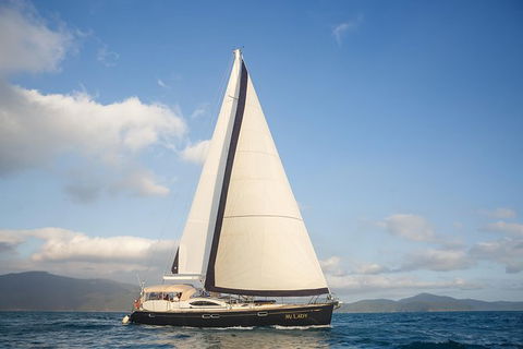 Three Night Cabin Charter MiLady - Grafton Accommodation 11