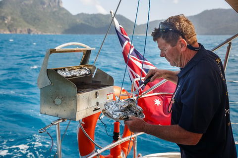 3-Night Whitsundays Private Charter Aboard Cruising Yacht Milady - Grafton Accommodation 9
