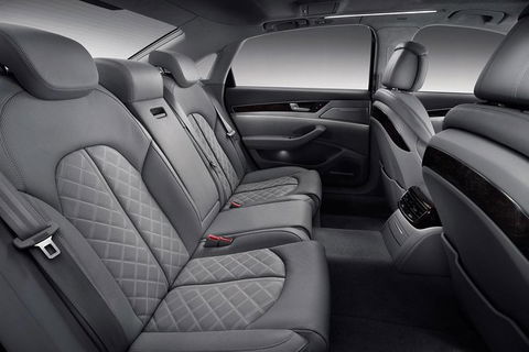 Departure Private Transfer Sydney To Sydney Airport SYD By Business Car - Grafton Accommodation 1