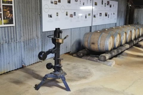 Hunter Valley Private Tour Including Wine, Chocolate, Cheese, Vodka, Gin Tasting - Grafton Accommodation 9
