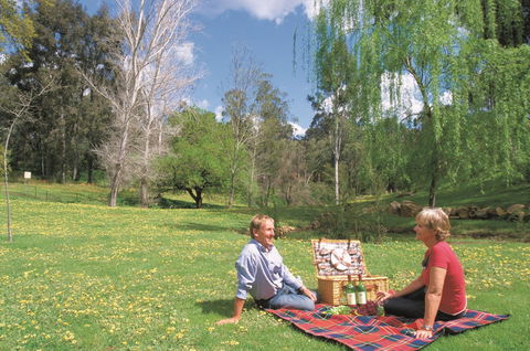 Darling Range - Grafton Accommodation 0