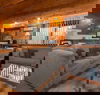 Gumnut Hideaway Gallery - Grafton Accommodation