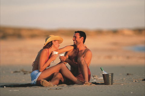 Dampier - Grafton Accommodation 0