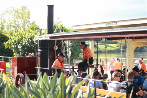 Mary Ann Steam Engine - Grafton Accommodation 0