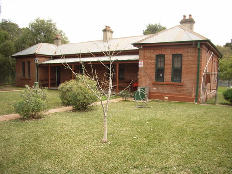 Museum Under The Bridge - Grafton Accommodation 0