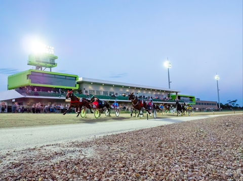 Tabcorp Park - Grafton Accommodation 0