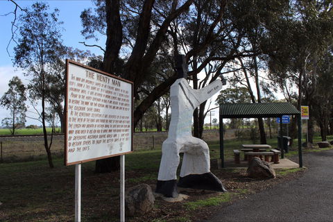 The Henty Man - Grafton Accommodation 0