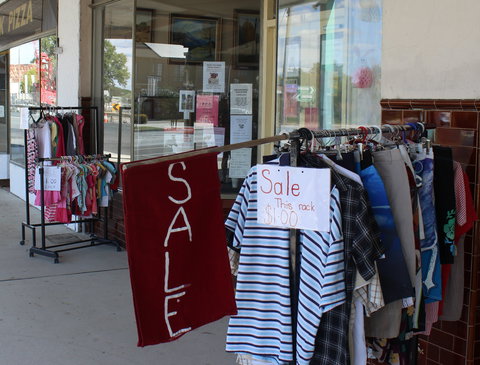 Holbrook Anglican Op-shop - Grafton Accommodation 0