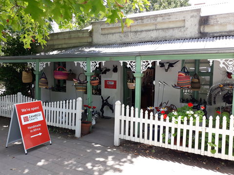 Zambezi Crafts - Grafton Accommodation 0