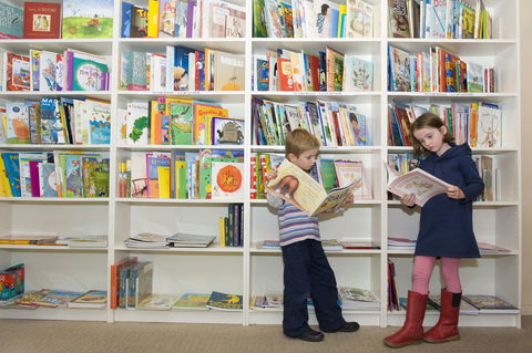 Matilda Bookshop - Grafton Accommodation 1