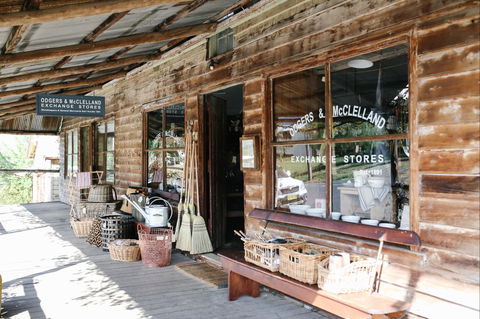 Odgers And McClelland Exchange Stores - Grafton Accommodation 1