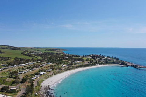 Penneshaw Beach - Grafton Accommodation 0
