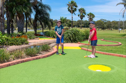 Port Macquarie Driving Range And Mini Golf - Grafton Accommodation 2