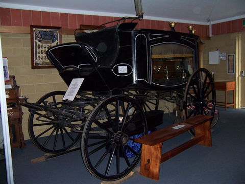 St Helens History Room - Grafton Accommodation 2