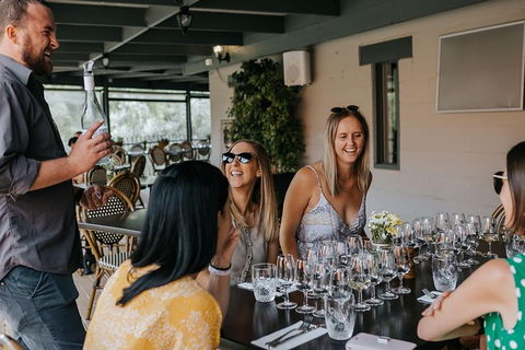 Hunter Valley Premium Food & Drink Pairing Tour - Grafton Accommodation 4