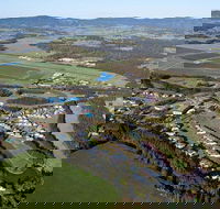 Hunter Valley Broken Back Range Helicopter Flight from Cessnock - Grafton Accommodation