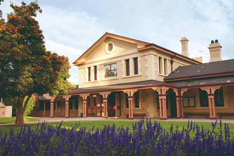 Half Day City Heritage Tour - Grafton Accommodation 2