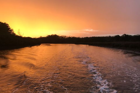 Jervis Bay Sunset River 2-Hour Cruise - Grafton Accommodation 2