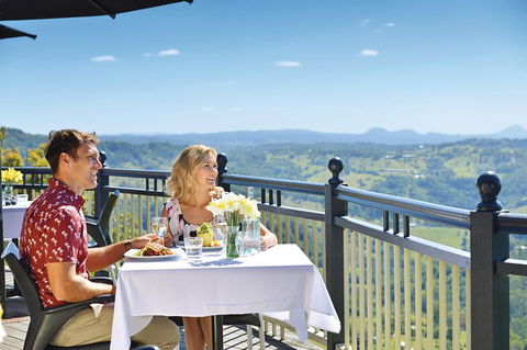 Sunshine Coast Private Scenic Guided Tour Inc. 2-Course Gourmet Lunch - Grafton Accommodation 9