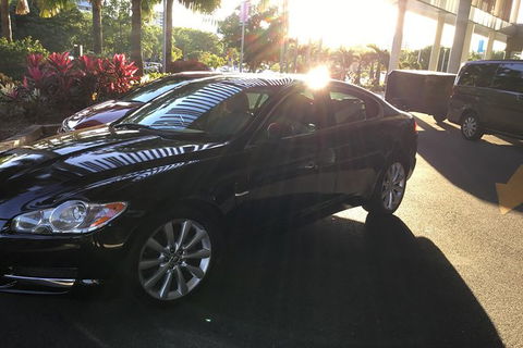 Jaguar Limousine Transfer Cairns Airport To City Or Return - Grafton Accommodation 3