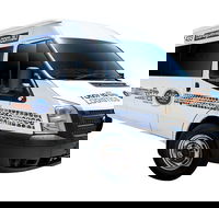 Premium Van Private Transfer Cairns Airport - Cairns City. - Grafton Accommodation