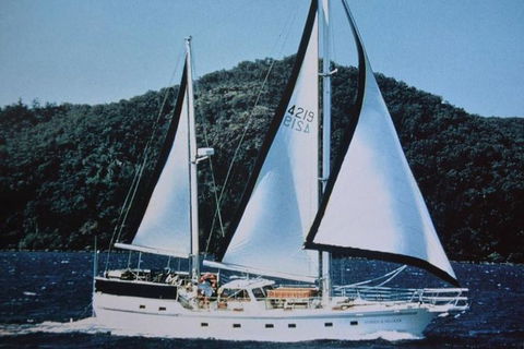 Great Barrier Reef Luxury Expedition Cruise Cabin Booking 7 Days 6 Night - Grafton Accommodation 5