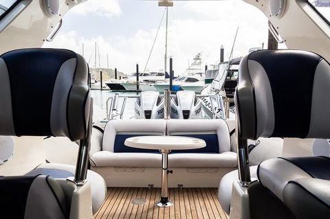 Premium Private Charter - Grafton Accommodation 4
