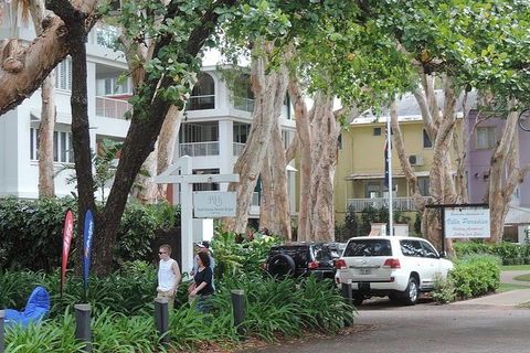 Airport Transfer - Palm Cove, Kewarra Beach & Trinity Beach To Cairns Airport - Grafton Accommodation 6