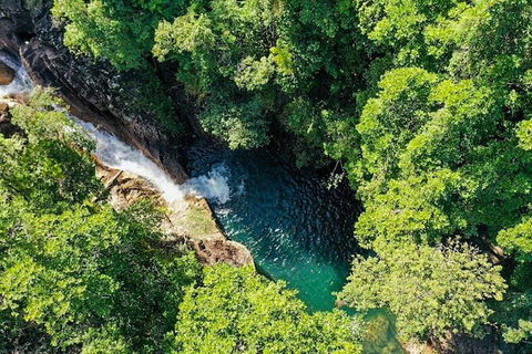Chasing Waterfalls In The Whitsunday\'s Full Day Tour - Grafton Accommodation 3