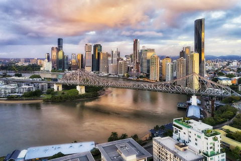 Brisbane Airport Transfers : Brisbane To Brisbane Airport BNE In Luxury Van - Grafton Accommodation 5